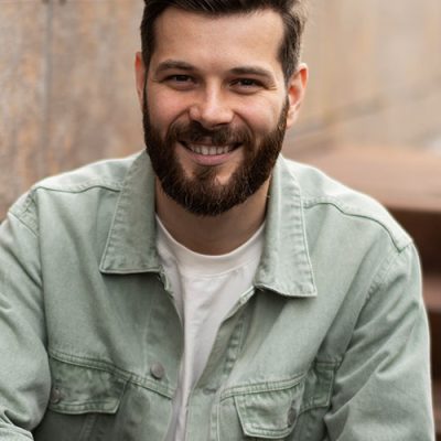 Carlos M